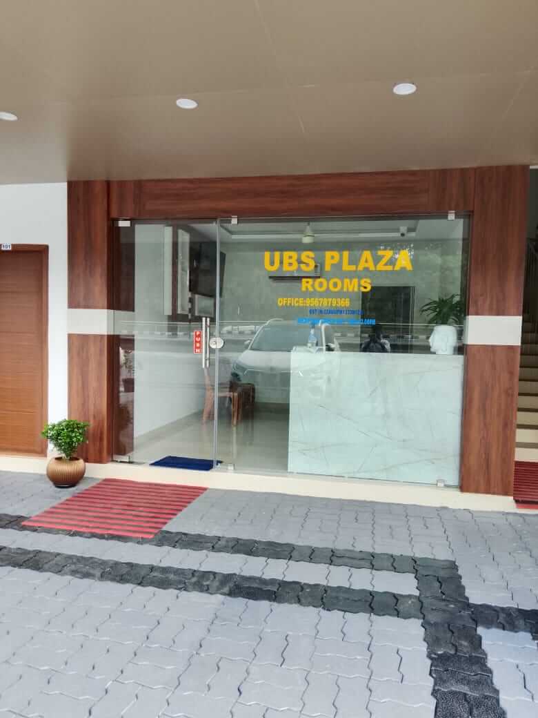 Hotel Entrance - Best Hotel Vadakkenchery